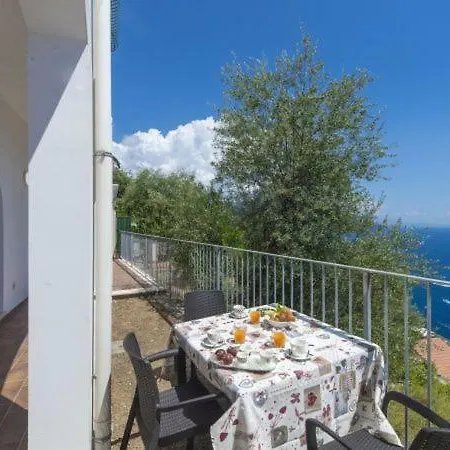 Sleeps 3 Air Con Wifi Apartmán